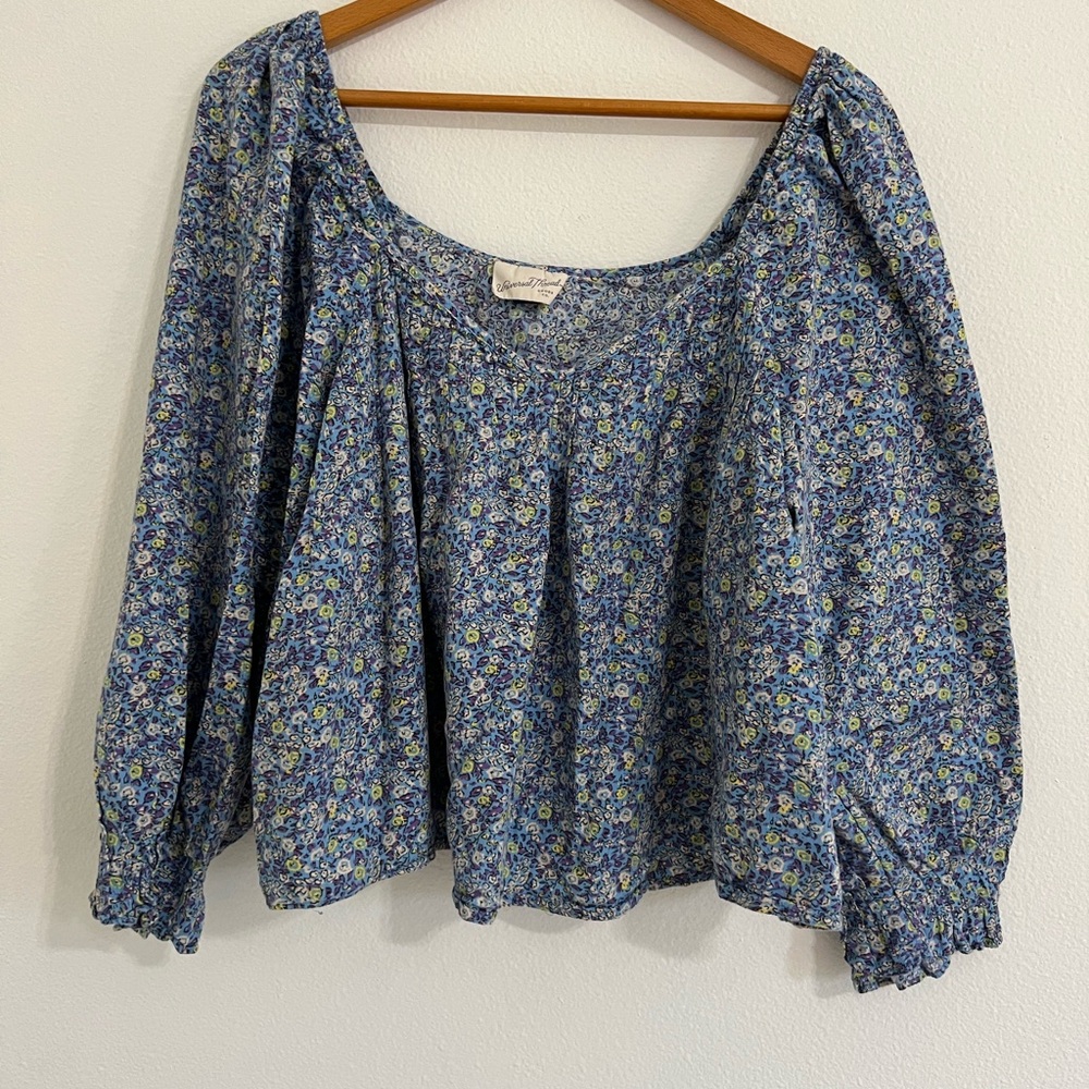 Universal Thread Blue Floral Blouse